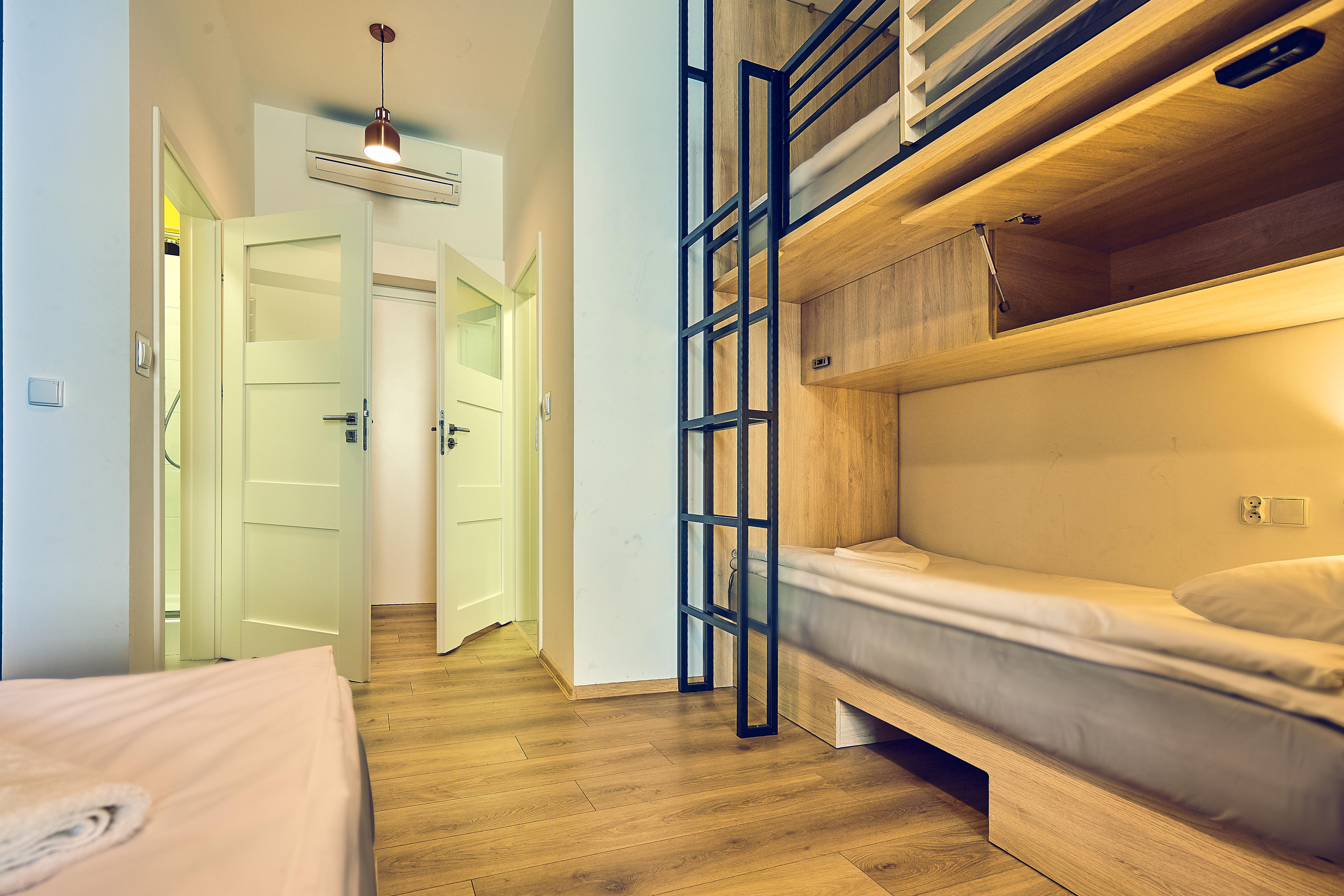 Draggo House Hostel Krakow Exterior photo